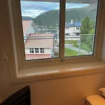 Sentral Med Fantastisk Utsikt